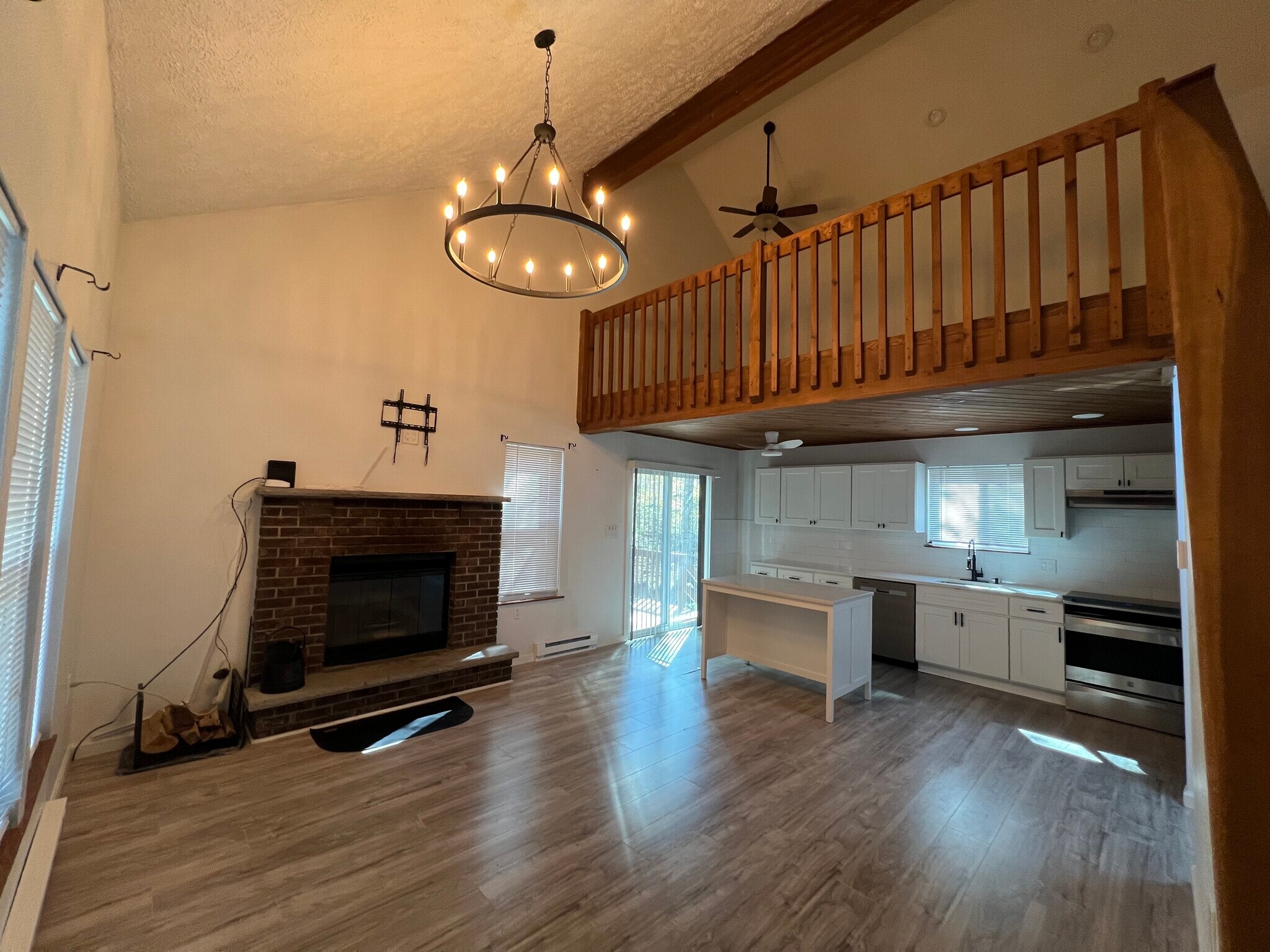 Building Photo - 8446 Bear Trail Dr