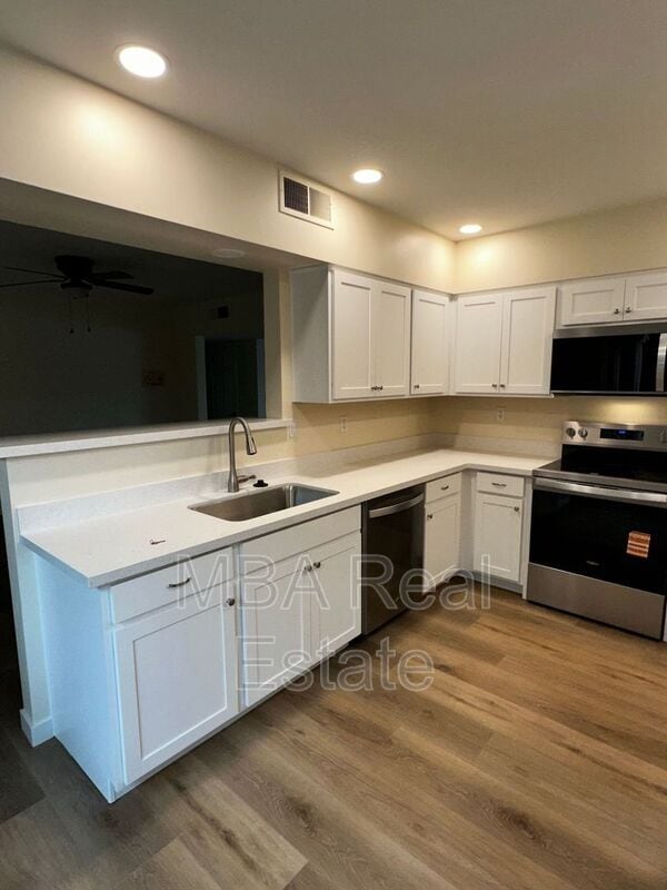 Building Photo - 660 W Erie St