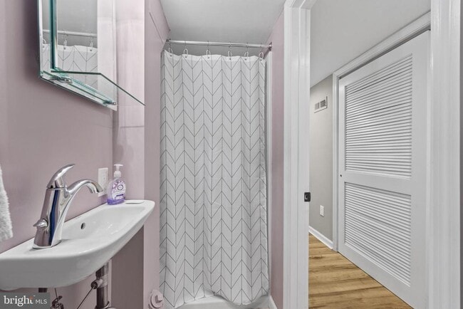 Building Photo - 169 Regester Ave