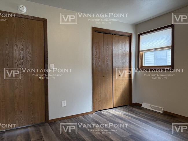 Building Photo - 2719 N Locust St