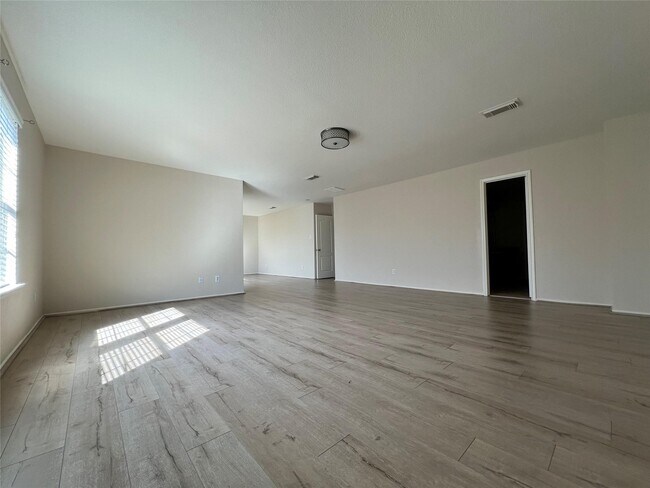 Building Photo - 20910 Lansing Ridge Ln