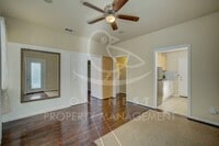 Building Photo - Upscale Living; Private 1 bdrm ADU with Dedicated entrance and backyard!