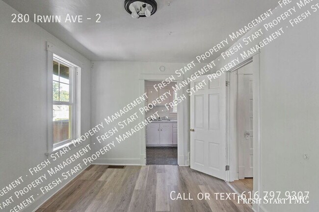 Building Photo - 280 Irwin Ave