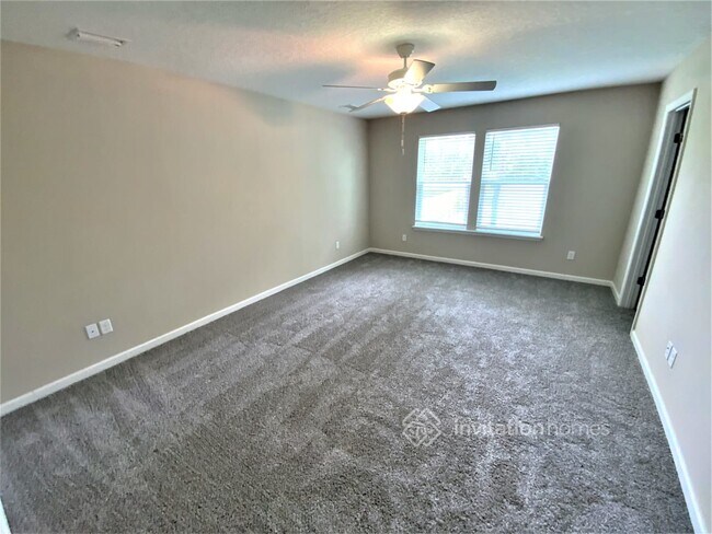 Building Photo - 549 Cherry Ridge Dr