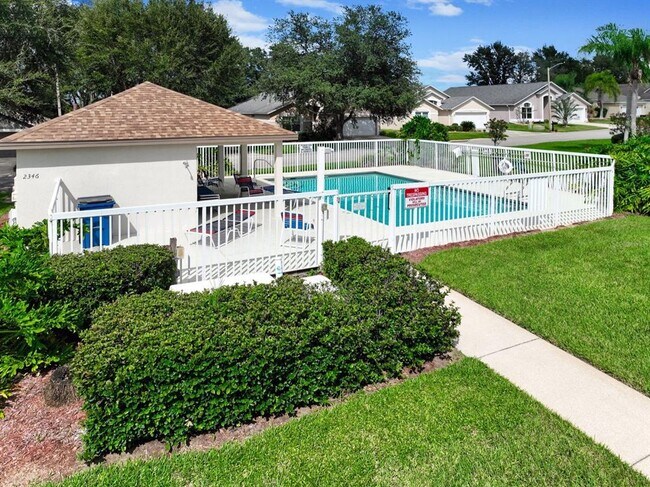 Building Photo - 2355 Hadley Way