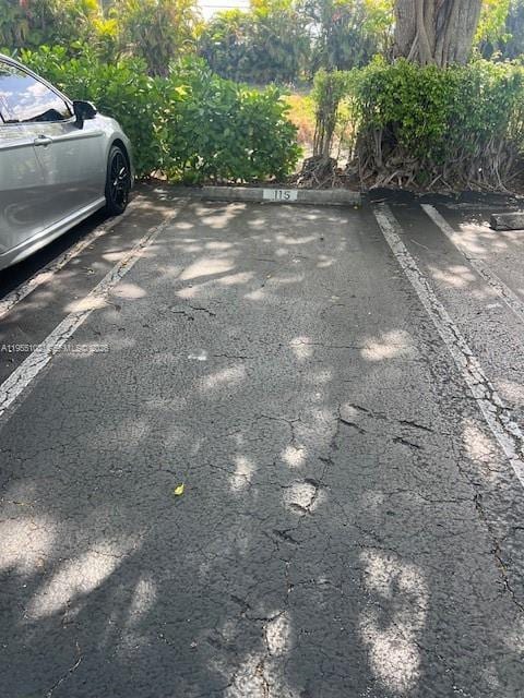 Building Photo - 2401 Riverside Dr