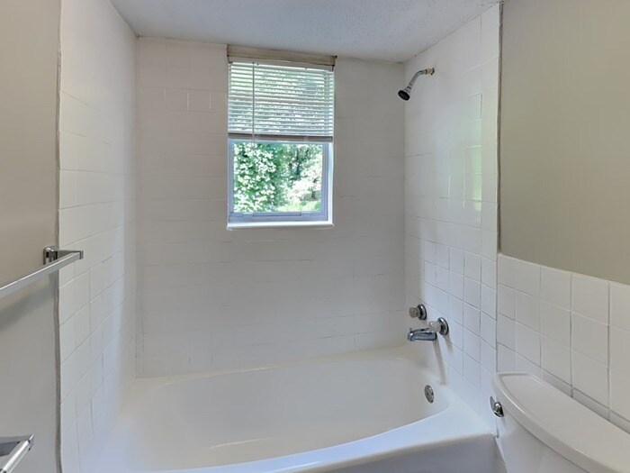 Building Photo - 3775 Stamford Rd SW