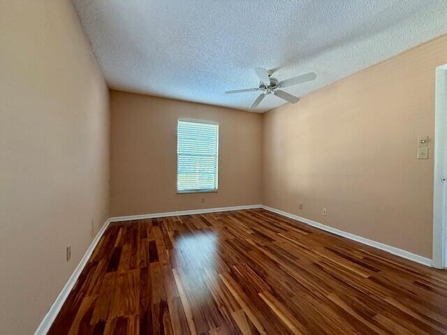 Building Photo - 9480 Boca Cove Cir