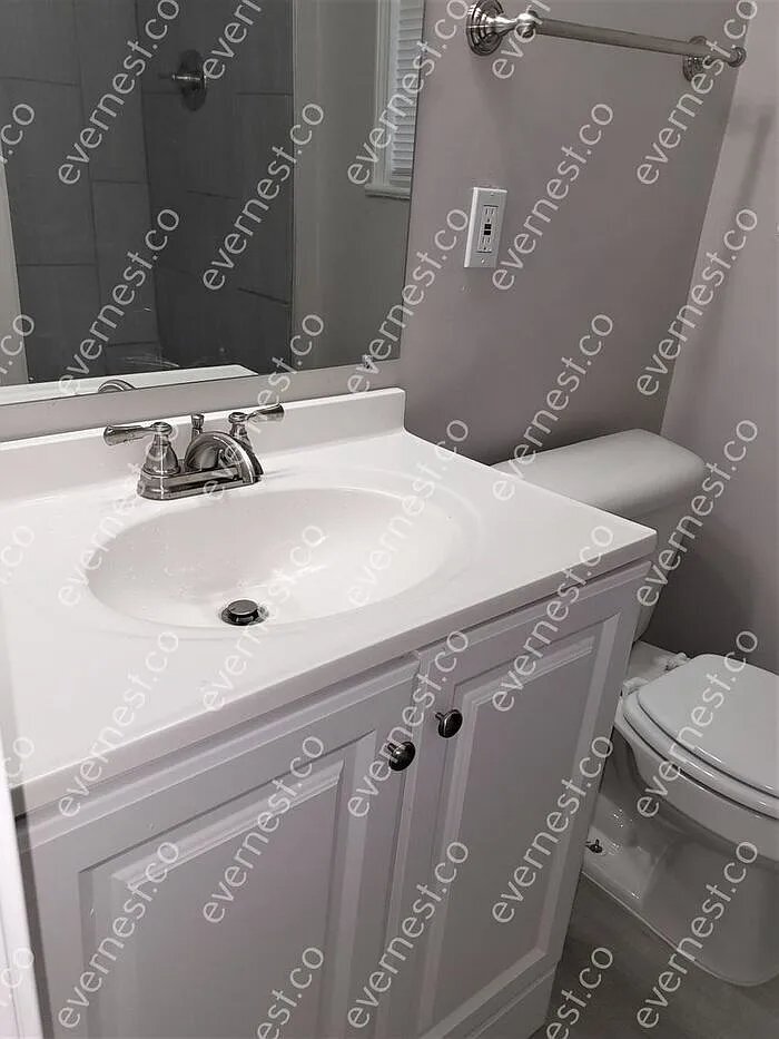 Building Photo - 729 McCluer Rd