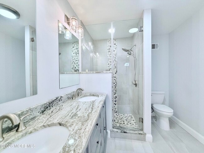 Building Photo - 7 Longfellow Ct