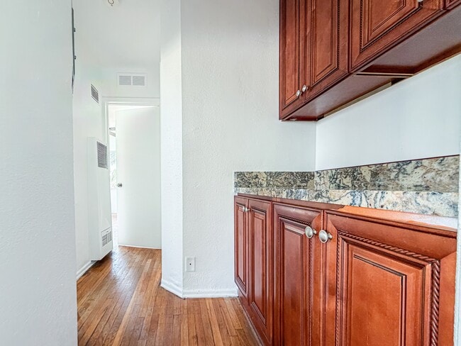 Building Photo - 4024 Palmwood Dr