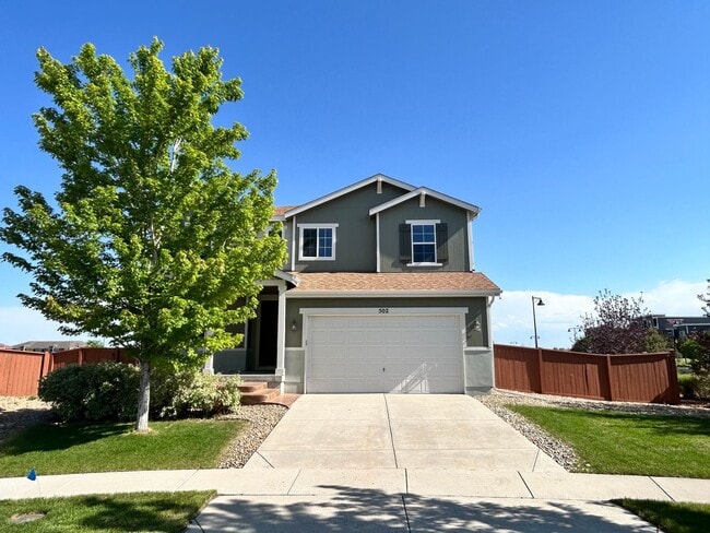 Building Photo - Spacious 5-Bedroom House with Large Fenced Yard