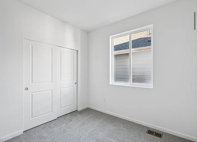 Building Photo - 1334 Penner Dr