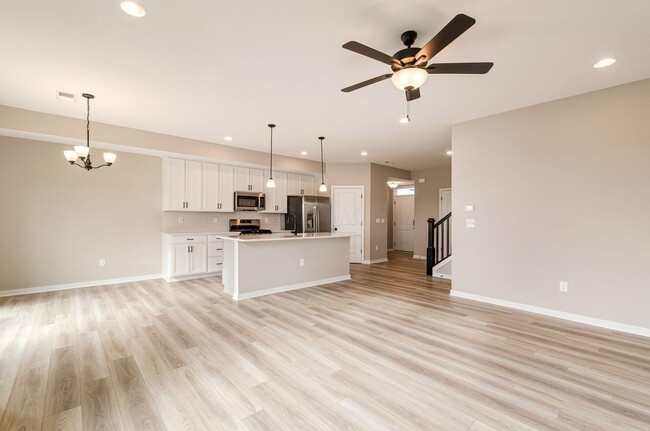 Building Photo - 5478 Dutch Ln