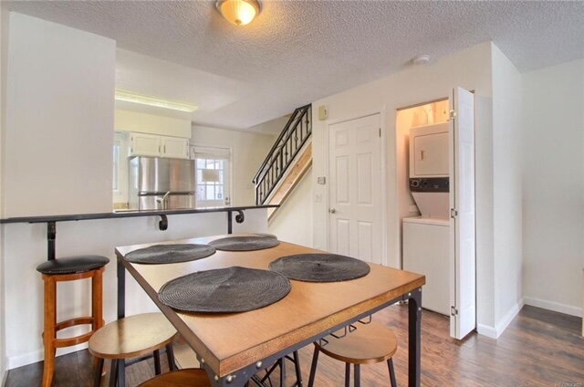 Building Photo - Charming Two-story, 1 bed, 1 Bath Townhome...