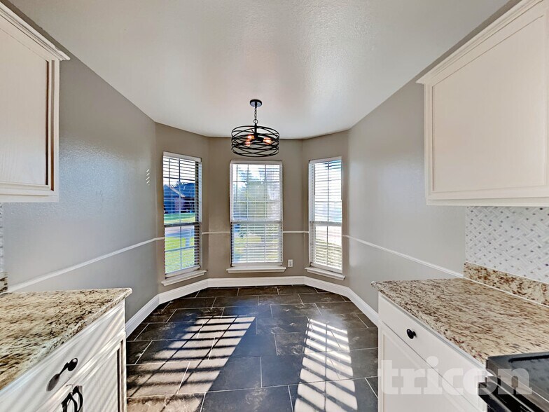 Building Photo - 1517 Audrey Dr