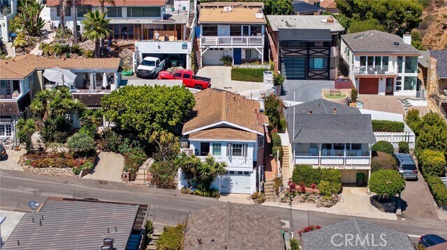 Building Photo - 2750 Solana Way