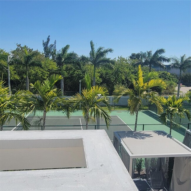 Building Photo - 6412 NW 105th Pl