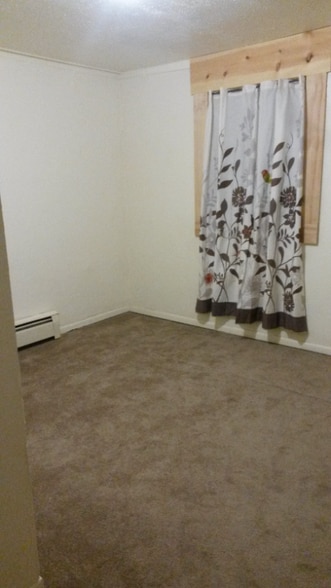 Primary Photo - 4437 Clipper Ct