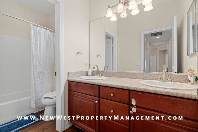 Building Photo - Renovated Carmel Valley 4 Bedroom at Costa...
