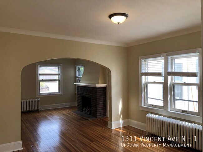 Building Photo - 1311 N Vincent Ave