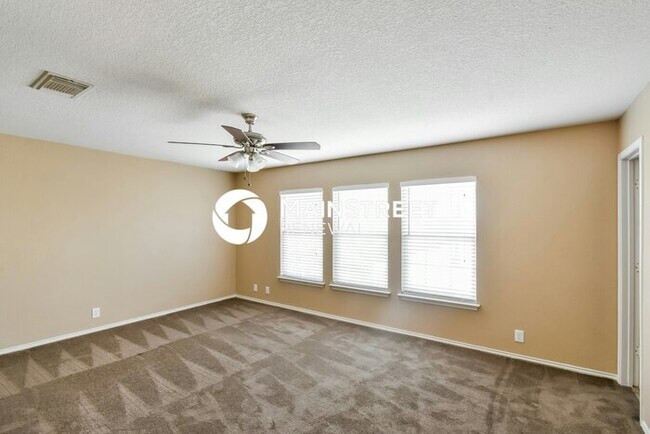 Building Photo - 3 Bedroom Pet-Friendly Home in San Antonio...