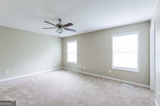 Building Photo - 2459 Chauncey Ln