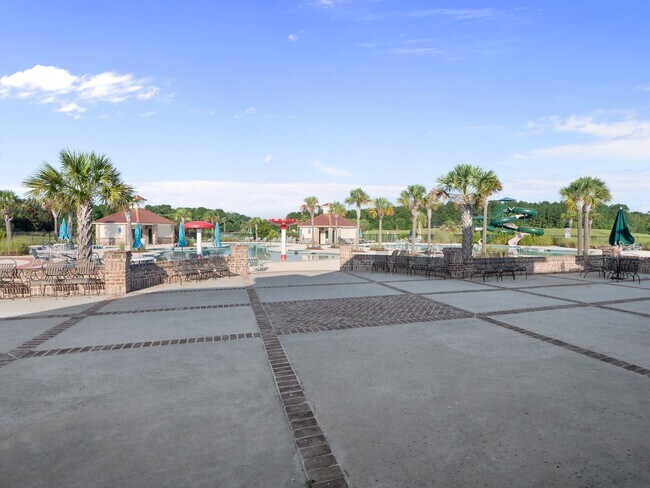 Building Photo - Like New Home For Lease in Rice Creek!