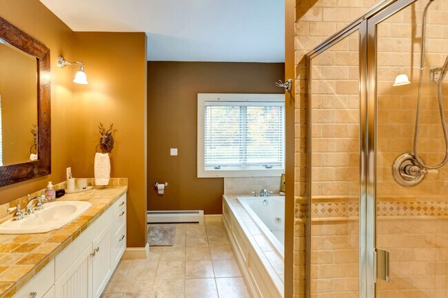 Building Photo - 74 Harvest Ln