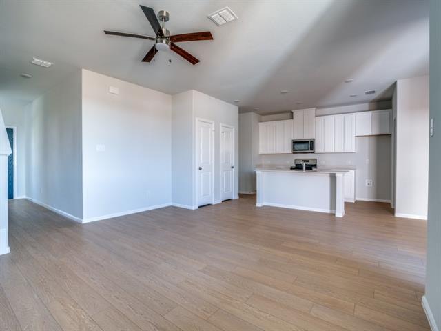 Building Photo - 841 Santa Lucia Dr