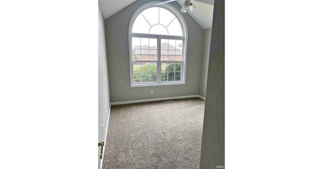 Building Photo - 10649 Midway Dr