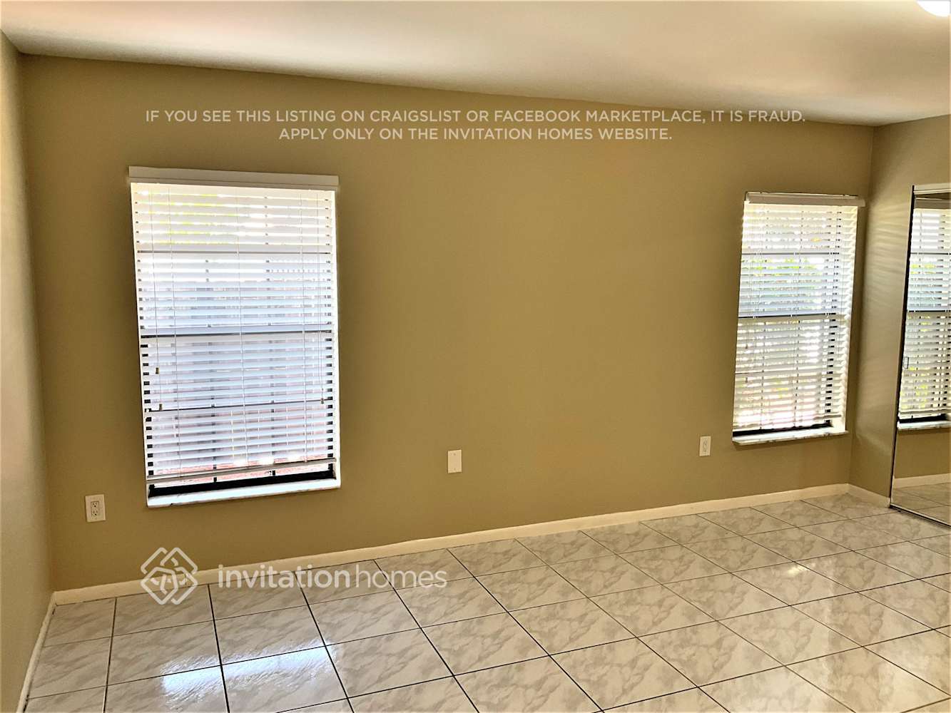 Building Photo - 2703 SW 5th St