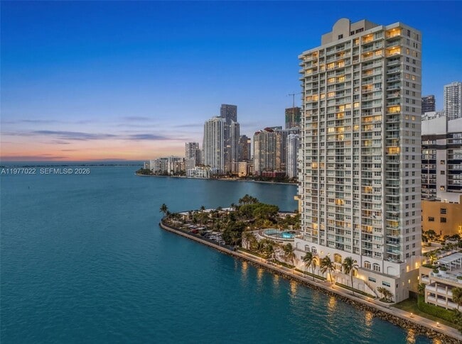 Building Photo - 800 Claughton Island Dr