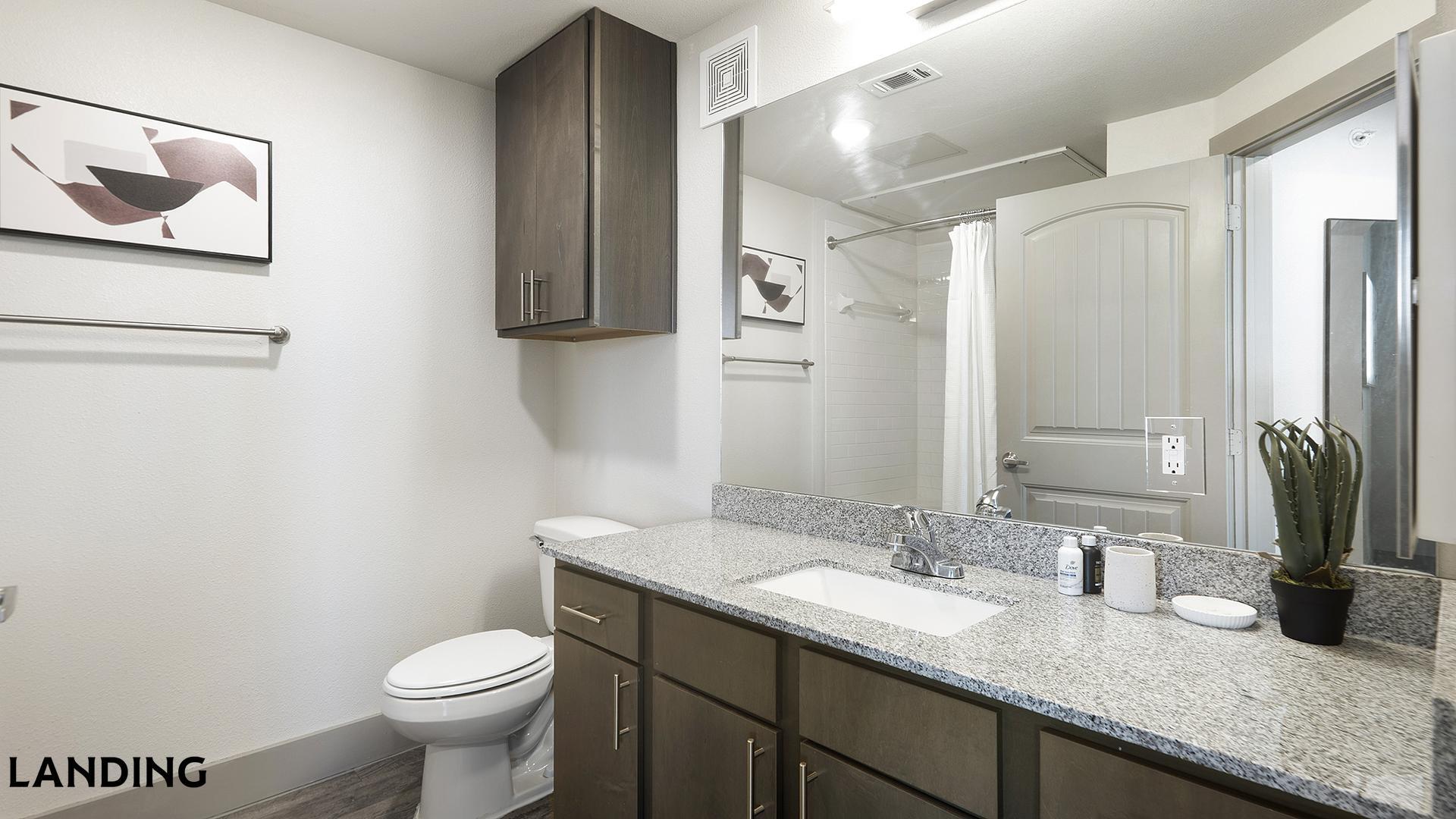 Building Photo - 12500 Shadowglen Trce