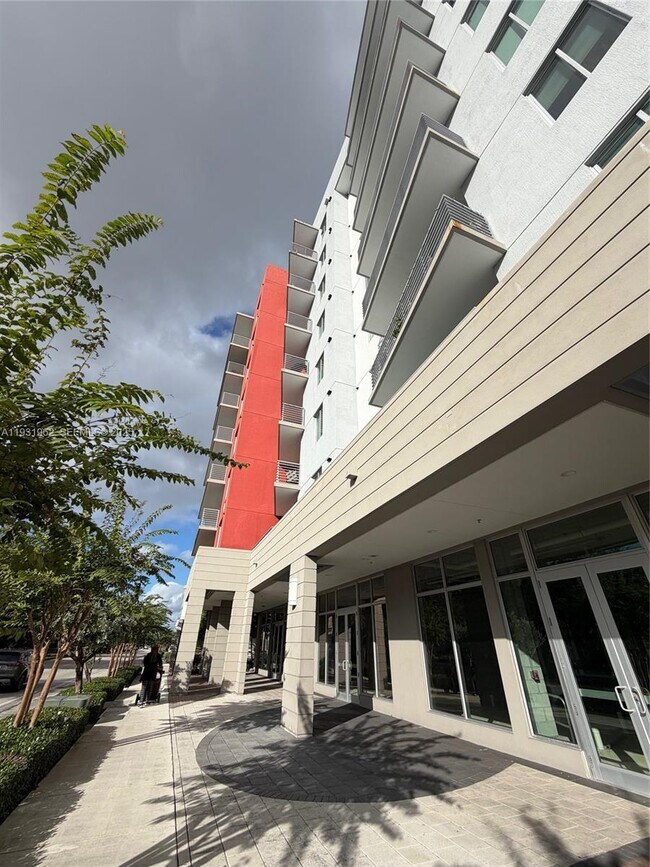 Building Photo - 7661 NW 107th Ave