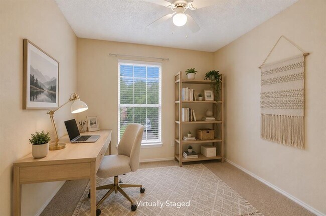 Building Photo - 13819 Lothian Dr