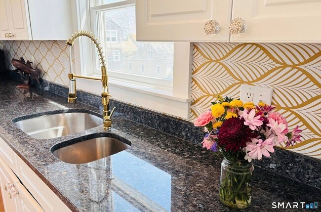 Building Photo - 31 Atlantic Ave