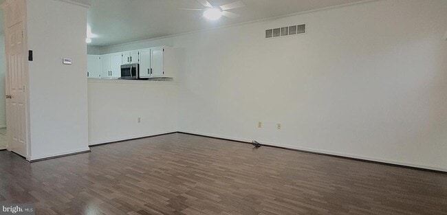 Building Photo - 123 Westover Dr