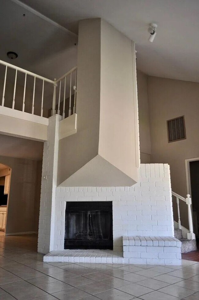 Building Photo - 12402 Riva Ridge Ln