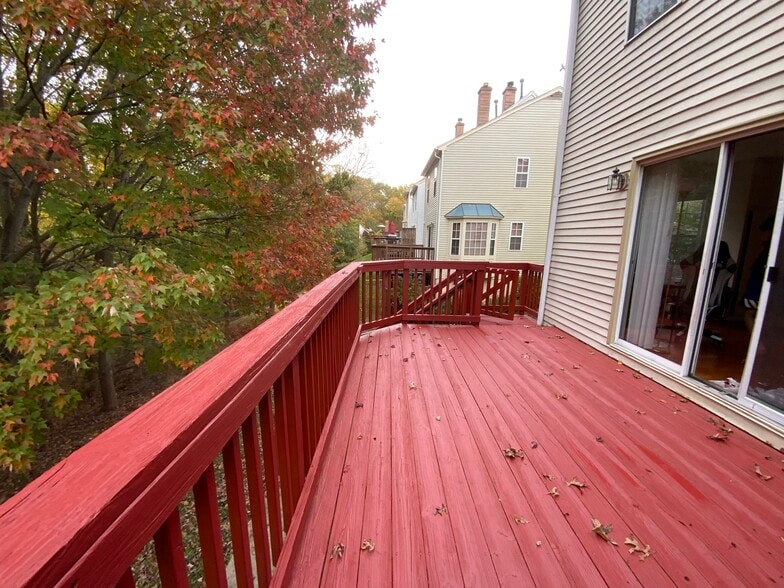 Deck - 13755 Lark Song Dr