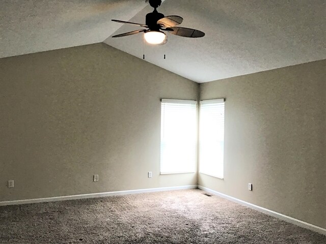 Building Photo - 6743 Waverly Park