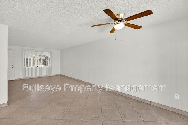 Building Photo - 13811 N 37th Way