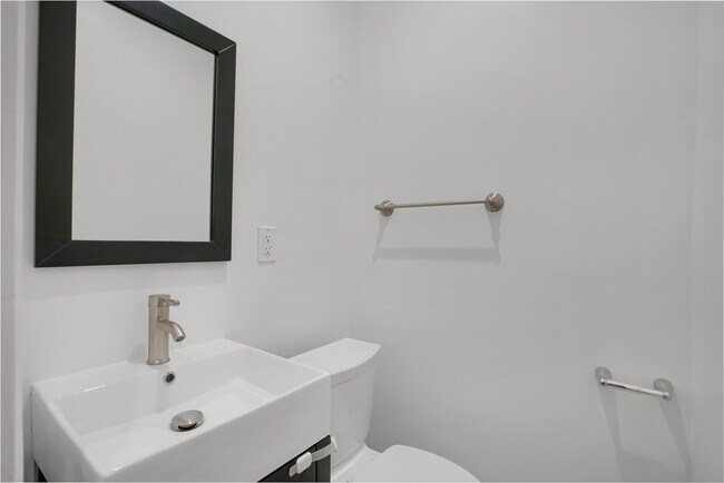 Downstairs Bathroom - 1240 S La Jolla Ave