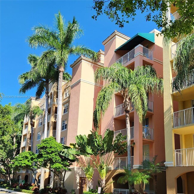 Building Photo - 19801 E Country Club Dr