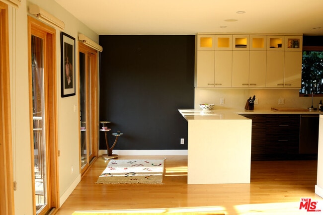 Building Photo - 4108 Murietta Ave