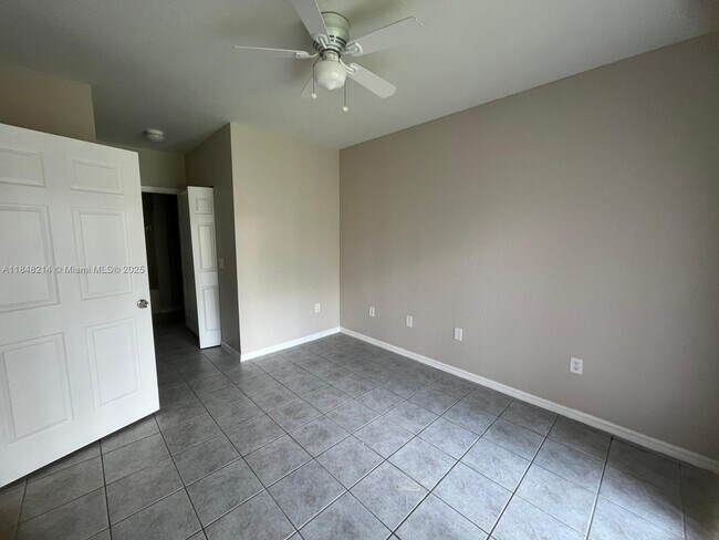 Building Photo - 1106 Belmont Ln