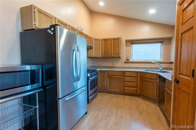 Building Photo - 2323 Dogwood Cir