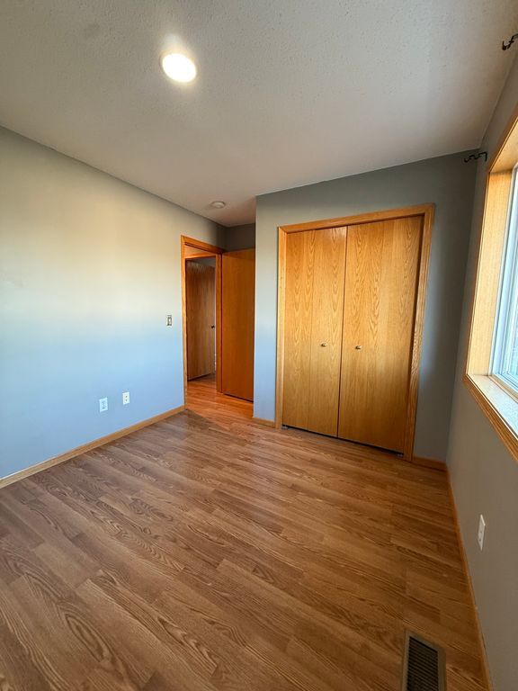 Building Photo - 1525 McIntosh Cir