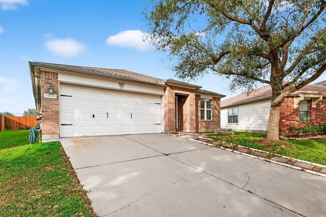 Building Photo - 20610 Moonrise River Ln