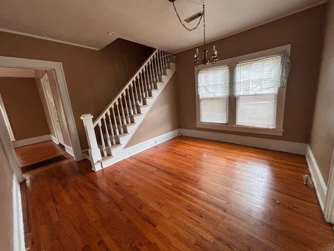 Building Photo - 3 Bedrooms, 1 Bathroom - West Rome House